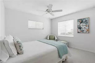 10684 Gulf Shore Dr, Naples, FL 34108 - Photo 29