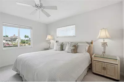 10684 Gulf Shore Dr #106B, Naples, FL 34108 - Photo 21