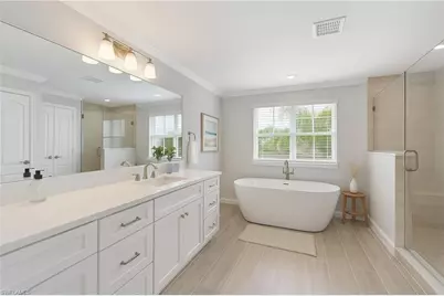 8364 Laurel Lakes Blvd, Naples, FL 34119 - Photo 21