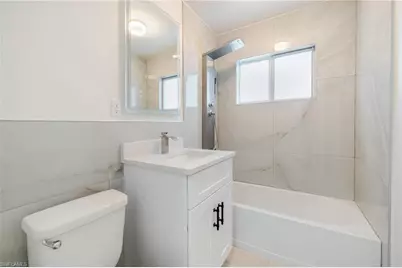 204 Alabama Ct, Lehigh Acres, FL 33936 - Photo 5