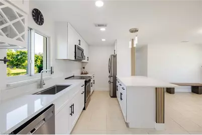 204 Alabama Ct, Lehigh Acres, FL 33936 - Photo 13