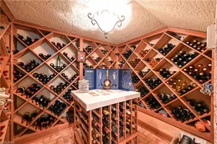 683 Hickory Rd, Naples, FL 34108 - Photo 17