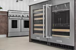 1045 Morningside Dr, Naples, FL 34103 - Photo 7