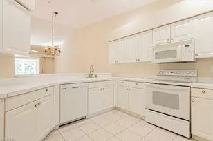 8440 Naples Heritage Dr, Naples, FL 34112 - Photo 9