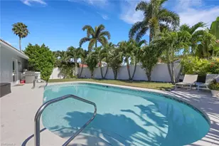 1151 Jardin Dr, Naples, FL 34104 - Photo 27