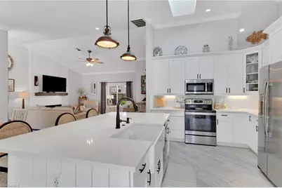 1151 Jardin Dr, Naples, FL 34104 - Photo 5