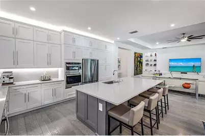 12083 Azalea Way, Naples, FL 34120 - Photo 7