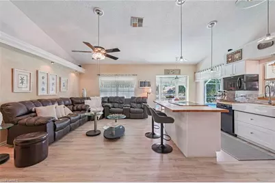 9 NE 20th Ct, Cape Coral, FL 33909 - Photo 9