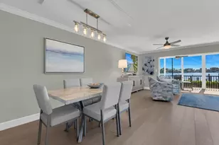 222 Harbour Dr, Naples, FL 34103 - Photo 5