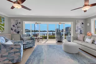 222 Harbour Dr, Naples, FL 34103 - Photo 3