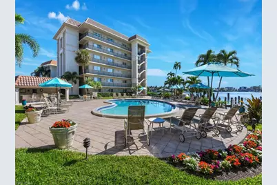222 Harbour Dr #103, Naples, FL 34103 - Photo 35