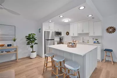 1950 Gulf Shore Blvd N #101, Naples, FL 34102 - Photo 5