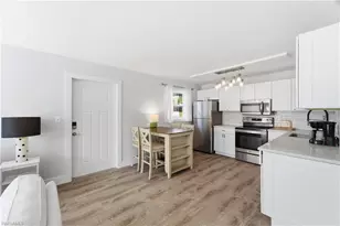 975 9th Ave S, Naples, FL 34102 - Photo 5