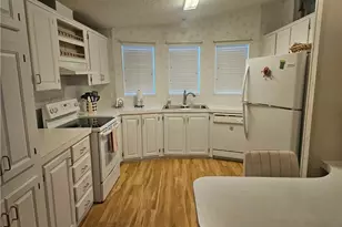 38 Turquoise Ave, Naples, FL 34114 - Photo 9