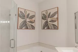 2135 Arielle Dr, Naples, FL 34109 - Photo 15