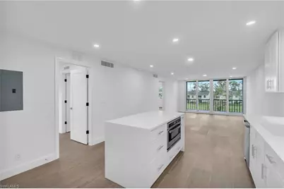 1085 Forest Lakes Dr #8303, Naples, FL 34105 - Photo 9