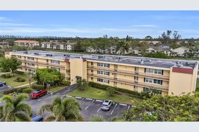 1085 Forest Lakes Dr #8303, Naples, FL 34105 - Photo 3