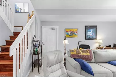 5733 Cove Cir, Naples, FL 34119 - Photo 13