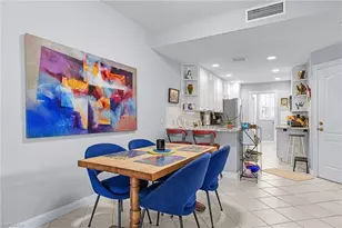 5733 Cove Cir, Naples, FL 34119 - Photo 7