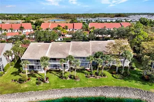2372 Hidden Lake Dr, Naples, FL 34112 - Photo 27