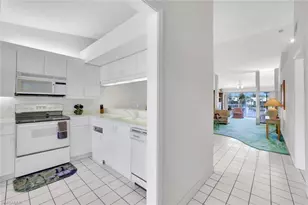 2372 Hidden Lake Dr, Naples, FL 34112 - Photo 11