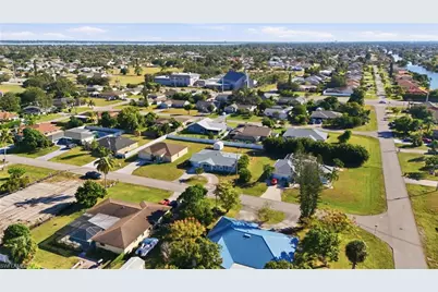 2108 NE 1st St, Cape Coral, FL 33909 - Photo 13