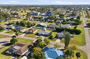 2108 NE 1st St, Cape Coral, FL 33909 - Photo 13