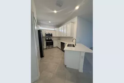 2648 Vine Ave, Naples, FL 34120 - Photo 7