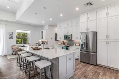 1245 Imperial Dr, Naples, FL 34110 - Photo 7