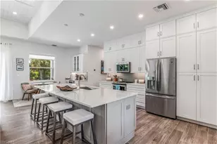 1245 Imperial Dr, Naples, FL 34110 - Photo 7