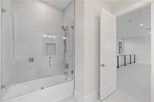 2727 Van Buren Ave, Naples, FL 34112 - Photo 21