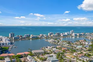 909 Reef Point Cir, Naples, FL 34108 - Photo 35