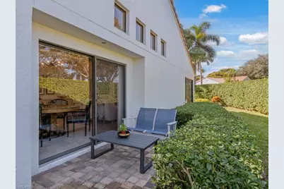 909 Reef Point Cir #7, Naples, FL 34108 - Photo 11