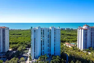 7515 Pelican Bay Blvd, Naples, FL 34108 - Photo 21