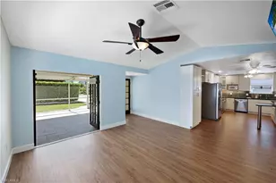 825 93rd Ave N, Naples, FL 34108 - Photo 19