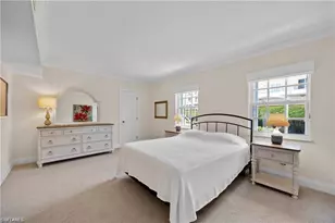 3070 Gulf Shore Blvd N, Naples, FL 34103 - Photo 17