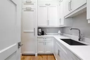 1935 7th St S, Naples, FL 34102 - Photo 5