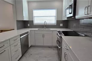 115 Georgetown Blvd, Naples, FL 34112 - Photo 11