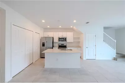 14310 Oviedo Pl, Fort Myers, FL 33905 - Photo 3