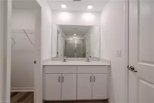 14310 Oviedo Pl, Fort Myers, FL 33905 - Photo 13