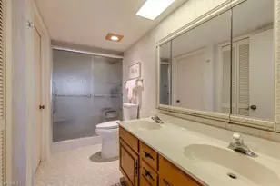 15 Bluebill Ave, Naples, FL 34108 - Photo 17