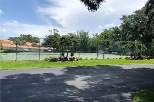 1044 Woodshire Ln, Naples, FL 34105 - Photo 21