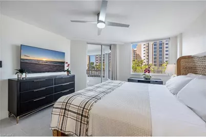 11118 Gulfshore #203, Naples, FL 34108 - Photo 21