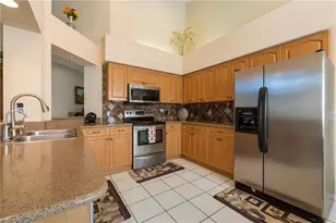 335 Pindo Palm Dr, Naples, FL 34104 - Photo 7