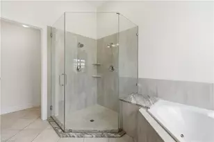 24784 Hollybrier Ln, Bonita Springs, FL 34134 - Photo 23