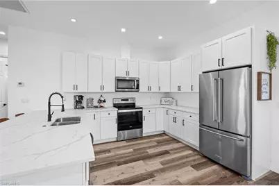 2757 36th Ave SE, Naples, FL 34117 - Photo 5