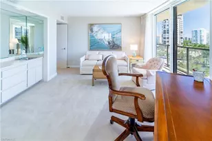 4901 Gulf Shore Blvd N, Naples, FL 34103 - Photo 11