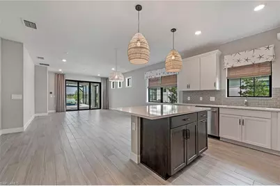 12381 Canal Grande Dr, Fort Myers, FL 33913 - Photo 3