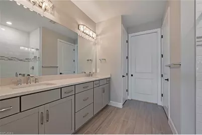 12381 Canal Grande Dr, Fort Myers, FL 33913 - Photo 15