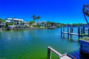 1550 Gulf Shore Blvd N, Naples, FL 34102 - Photo 17